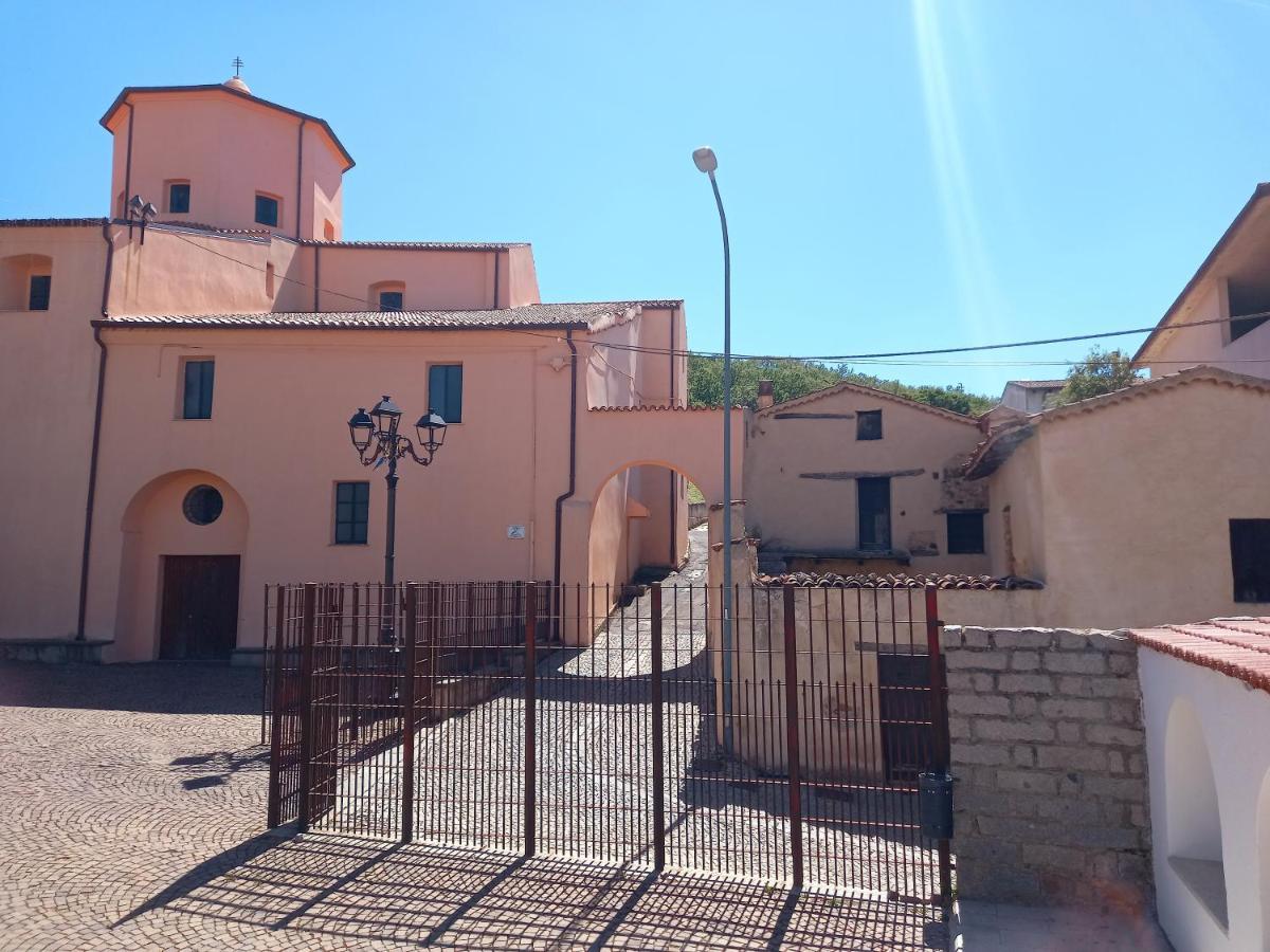 "B&B Santu Giuvanni" 丰尼 外观 照片
