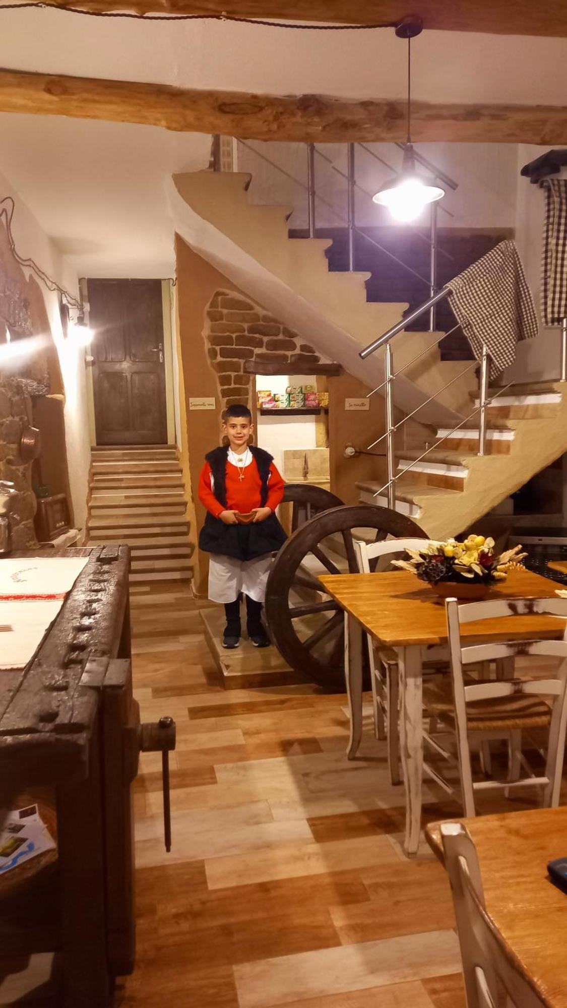 "B&B Santu Giuvanni" 丰尼 外观 照片